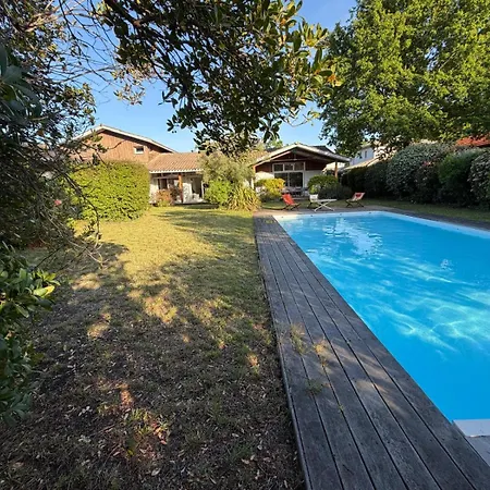 Hortensia Pool And Tranquility In Bassin Villa